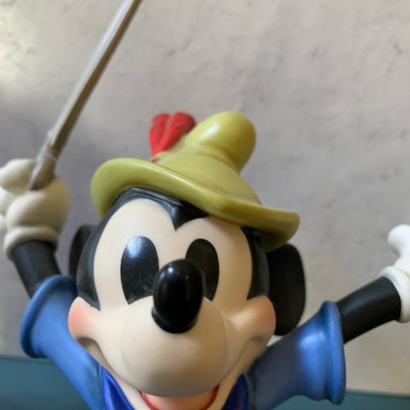 WDCC Brave Little Taylor Mickey Mouse and Princess Minnie - Picture 7 of 12